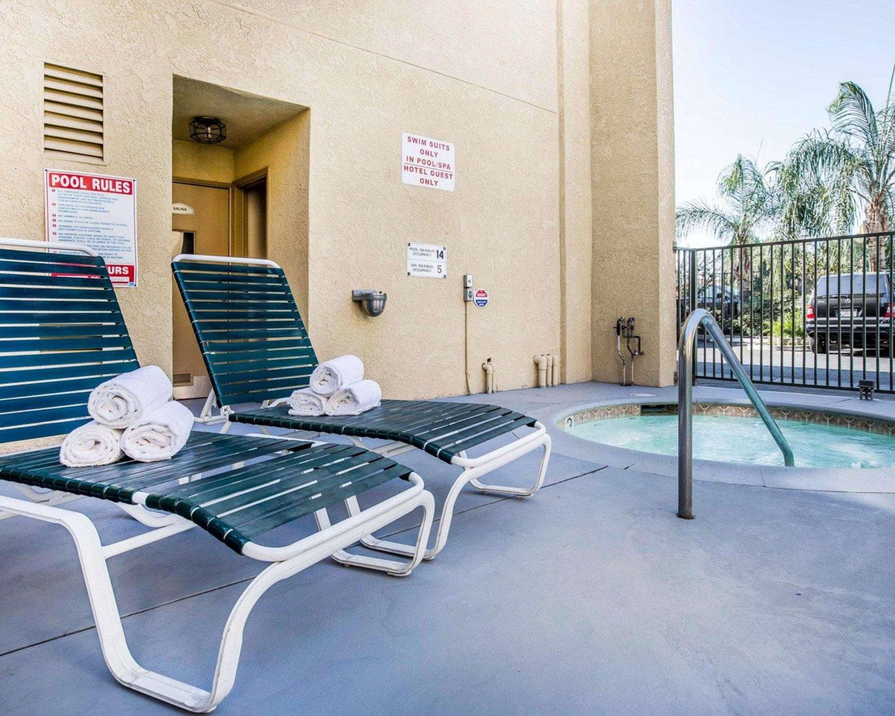 California Inn And Suites 베이커즈필드 외부 사진